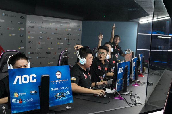 晋级机会更 晋级机会更