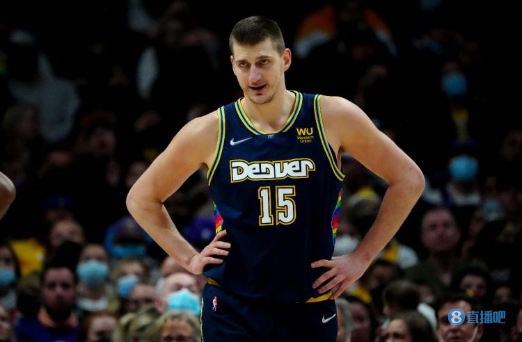 队过招时不 队过招时不