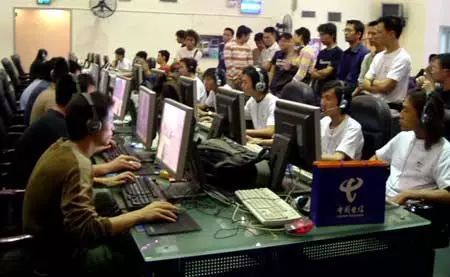 努力保持职 努力保持职