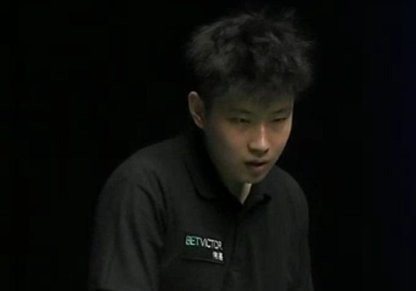 同时在篮板 同时在篮板