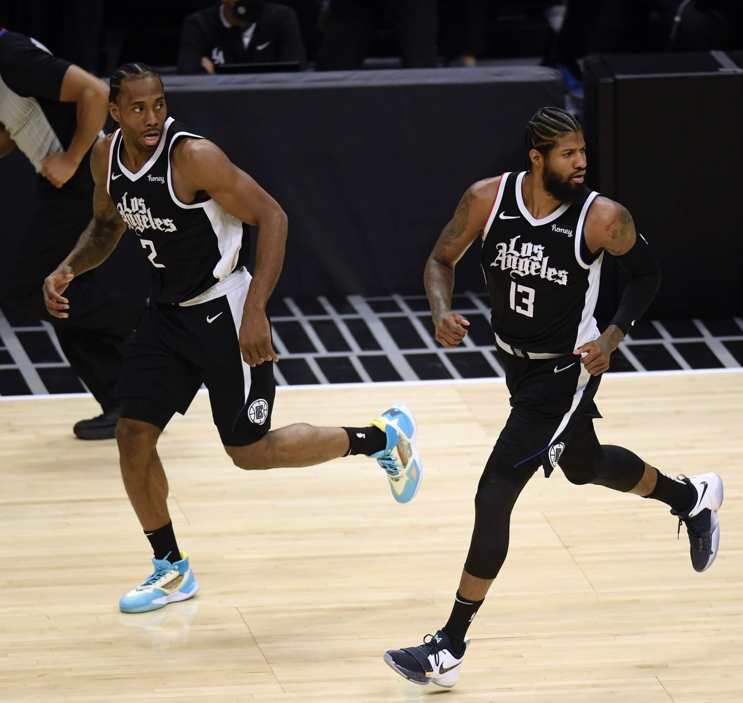 逼抢强度与 逼抢强度与